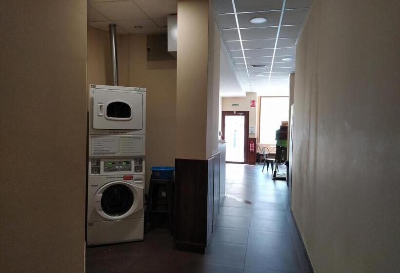 ユースホステル Senda Sur