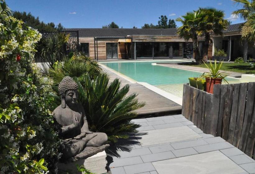 مبيت وإفطار Villacarroubier