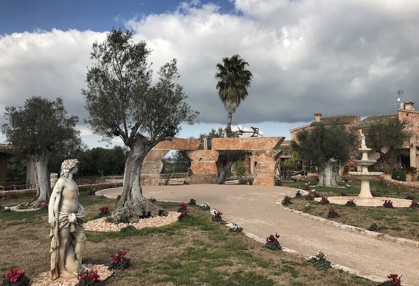 ホテル Agroturismo Es Gallicant