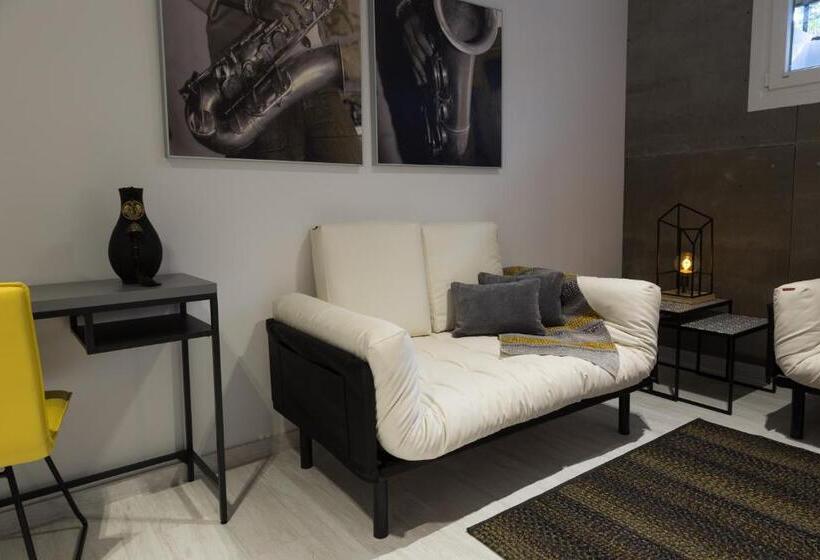 בית מלון כפרי Onyarbi