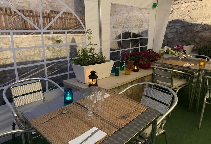 ホテル Villa Fontanas