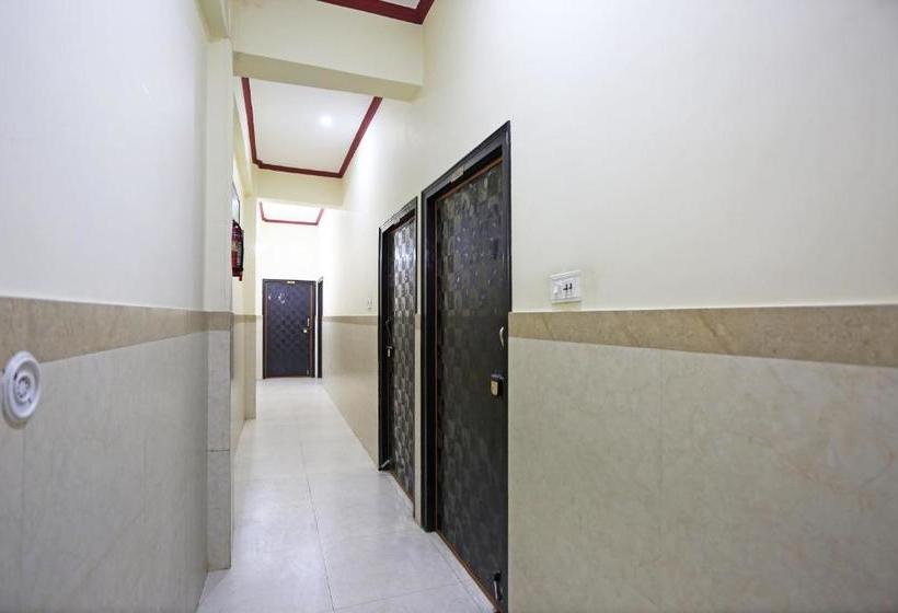 Oyo 10827 Hotel Dev Bhoomi