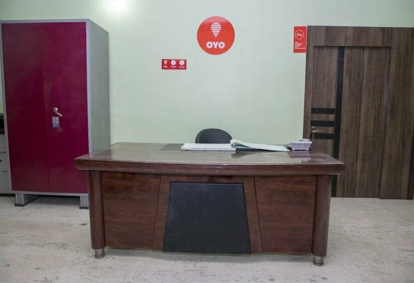 Oyo 11345 Hotel White House Inn