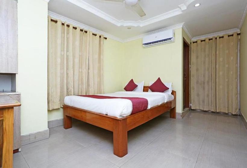 Oyo 11488 Hotel Subham Palace
