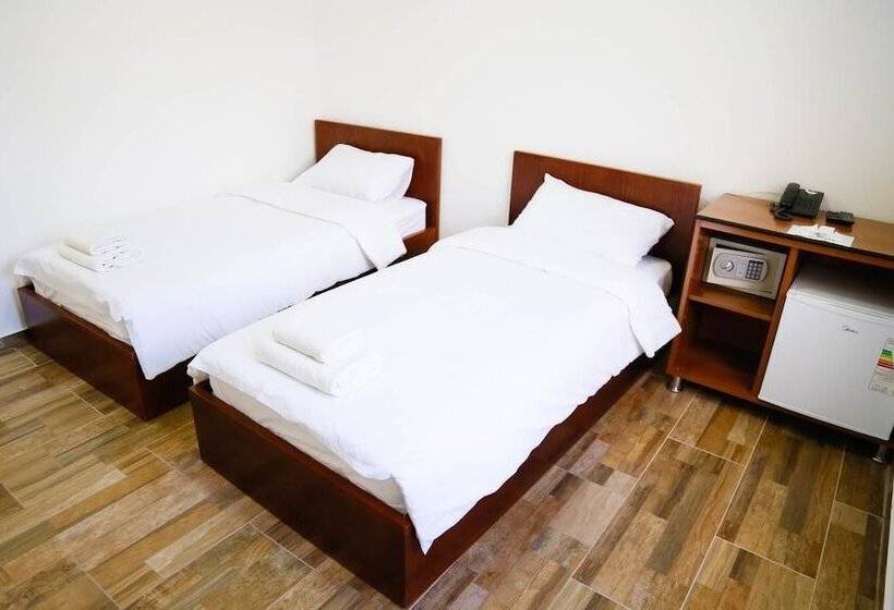 پانسیون Alrowwad Guest House