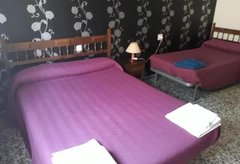 بنسيون Hostal Alcorisa
