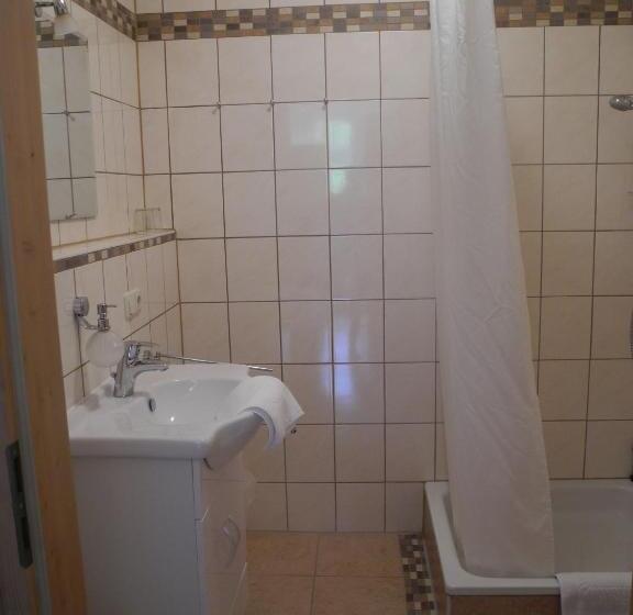 Пансион Jagdschloss Fahrenbühl Hotel Garni