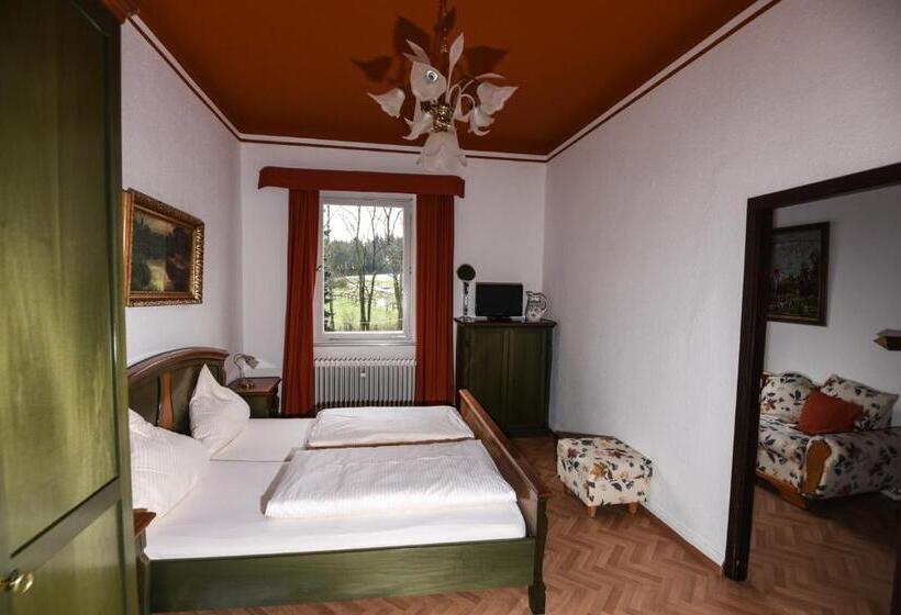 Пансион Jagdschloss Fahrenbühl Hotel Garni