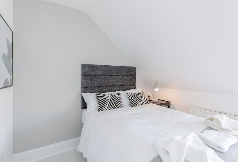 Пансион Westland House Guest House