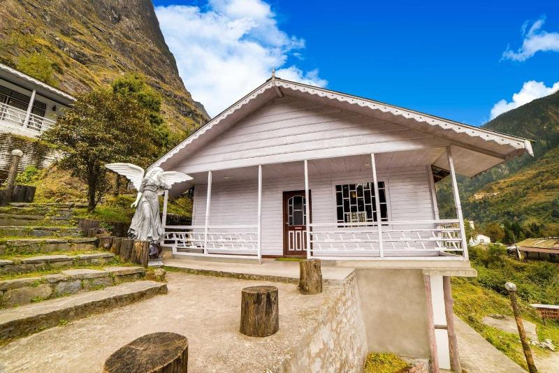 Summit Alpine Resort