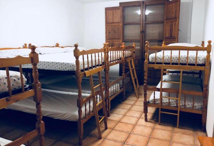 הוסטל Casa Albano