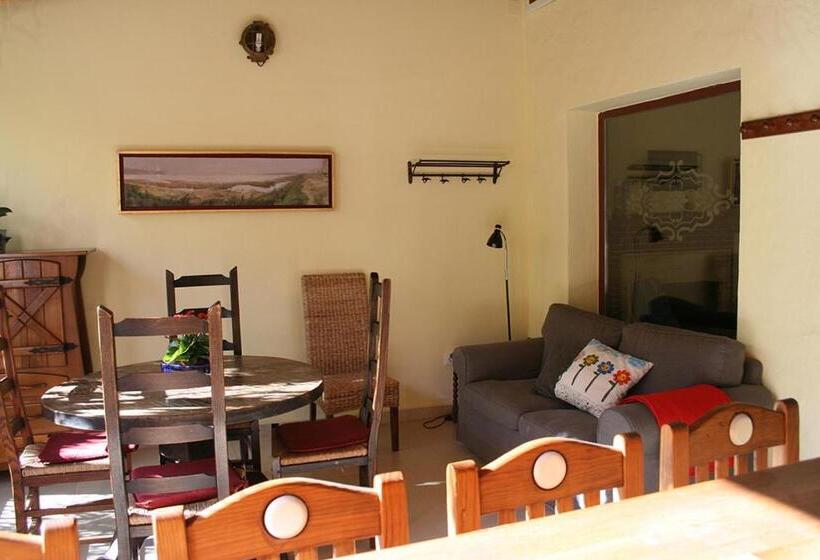 Общежитие Casa Antiquary