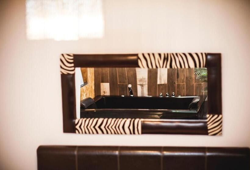 הוסטל Junior Suites Con Jacuzzi