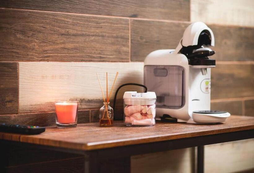 הוסטל Junior Suites Con Jacuzzi