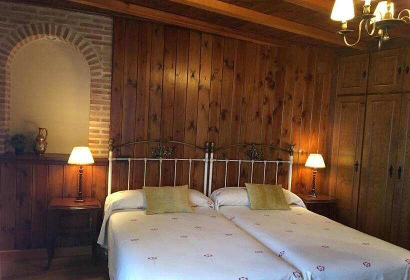 فندق El Barondillo