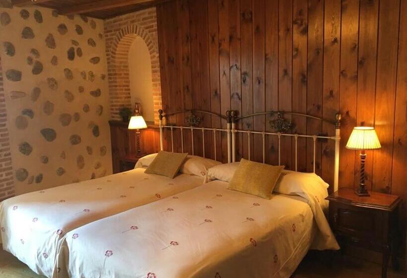 فندق El Barondillo