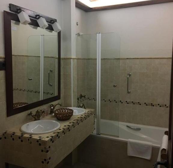 فندق El Barondillo