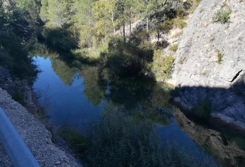 بنسيون Hostal Cañamares