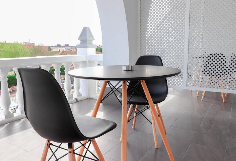 פנסיון Hostal Castillo