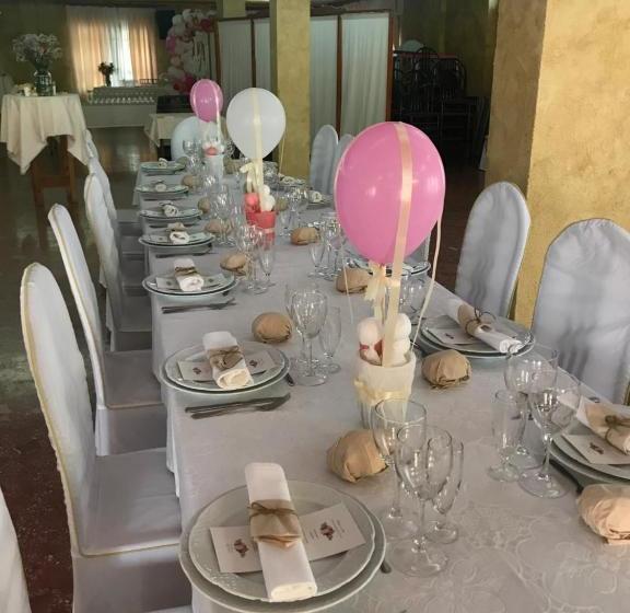 پانسیون Hostal Miguel Hernandez
