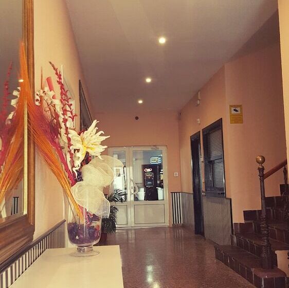 بنسيون Hostal Restaurante Los Badenes