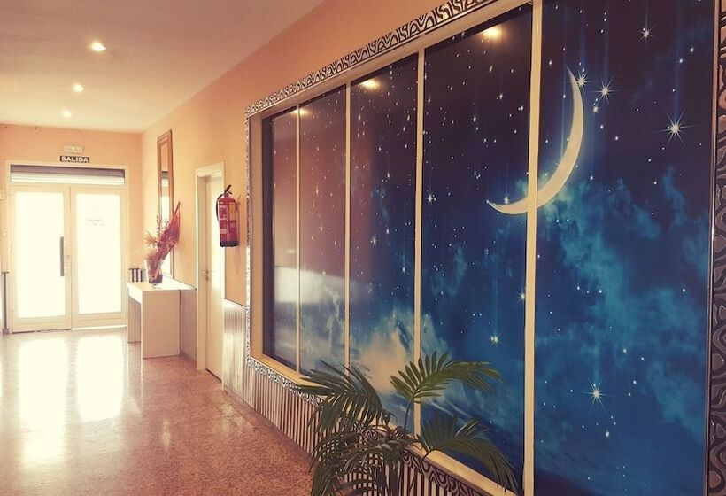 پانسیون Hostal Restaurante Los Badenes