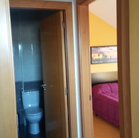 פנסיון Hostal Restaurante Vial