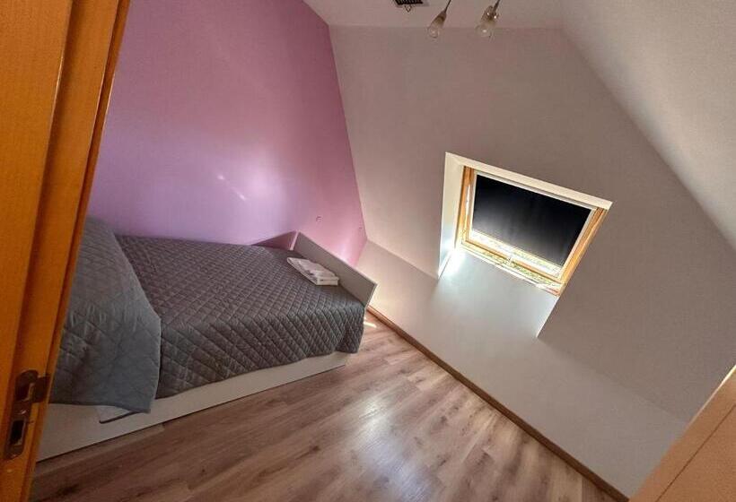 פנסיון Hostal Restaurante Vial