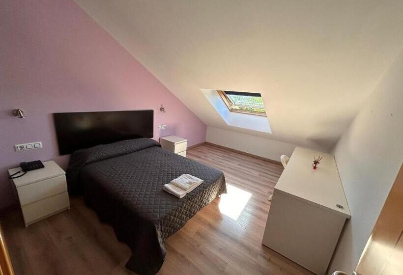 פנסיון Hostal Restaurante Vial