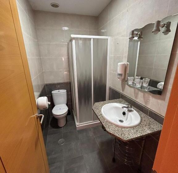 פנסיון Hostal Restaurante Vial