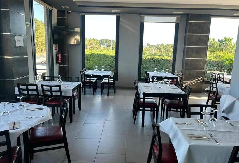 פנסיון Hostal Restaurante Vial