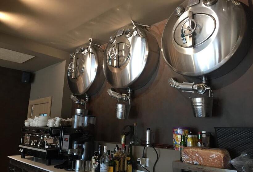 בית מלון כפרי Landaben