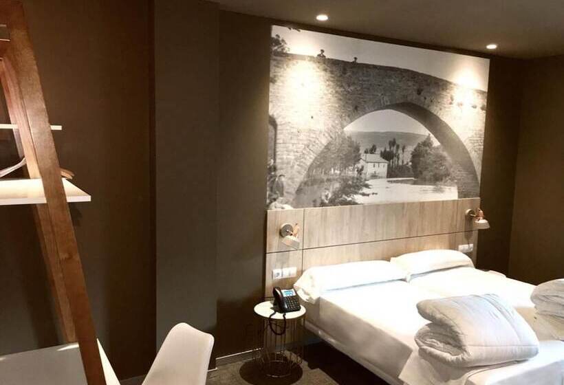 בית מלון כפרי Landaben