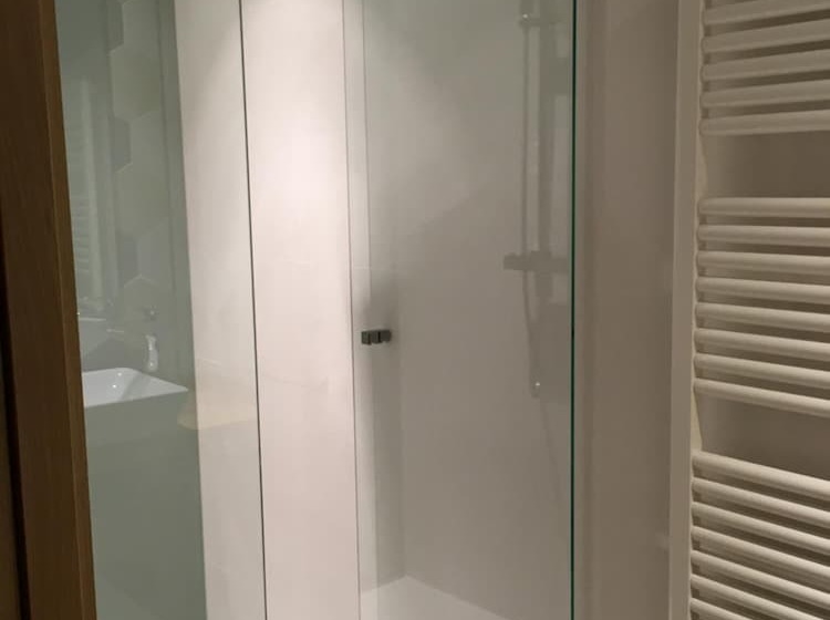 בית מלון כפרי Landaben