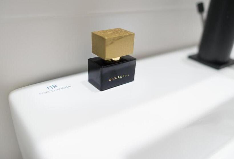 پانسیون Cuatro Caminos Rooms