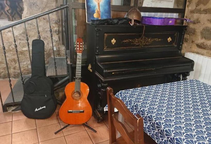 بنسيون La Pata De Oca Hostal Rural Y Albergue