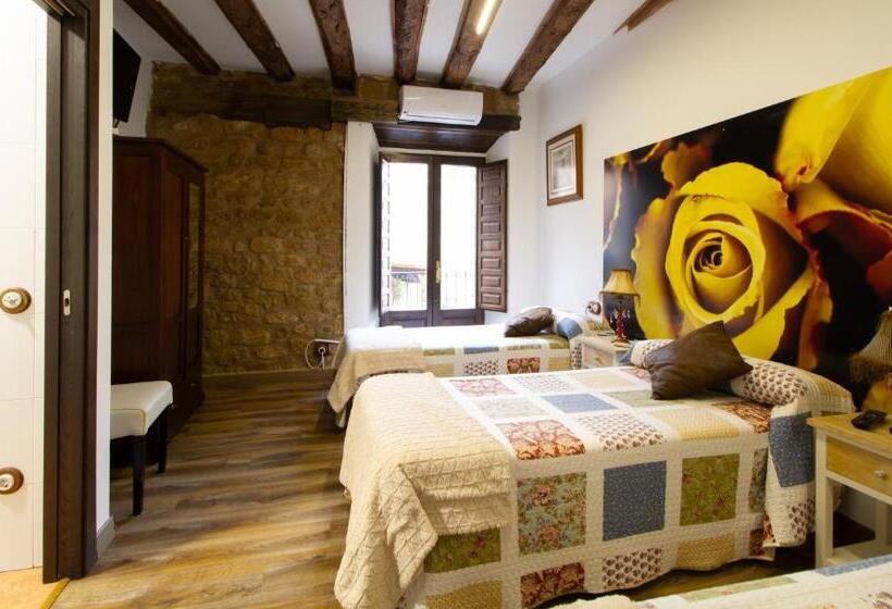 بنسيون La Pata De Oca Hostal Rural Y Albergue