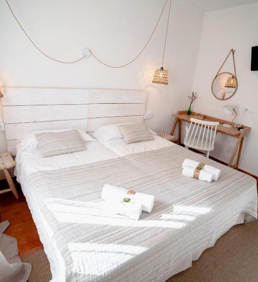 بنسيون Hostal Sa Posada Set Cales