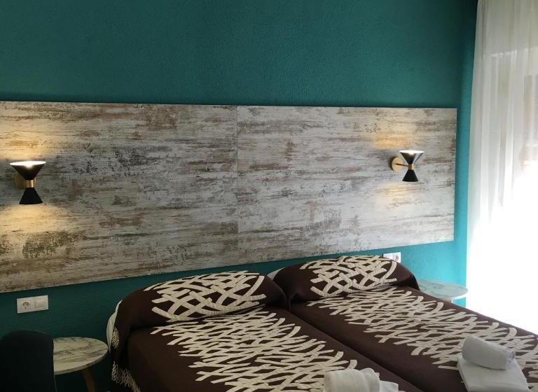 펜션 Roomconcept Hostel