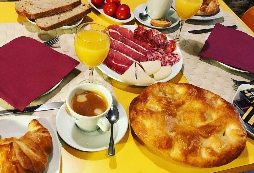 Lo Raconet De La Plaça