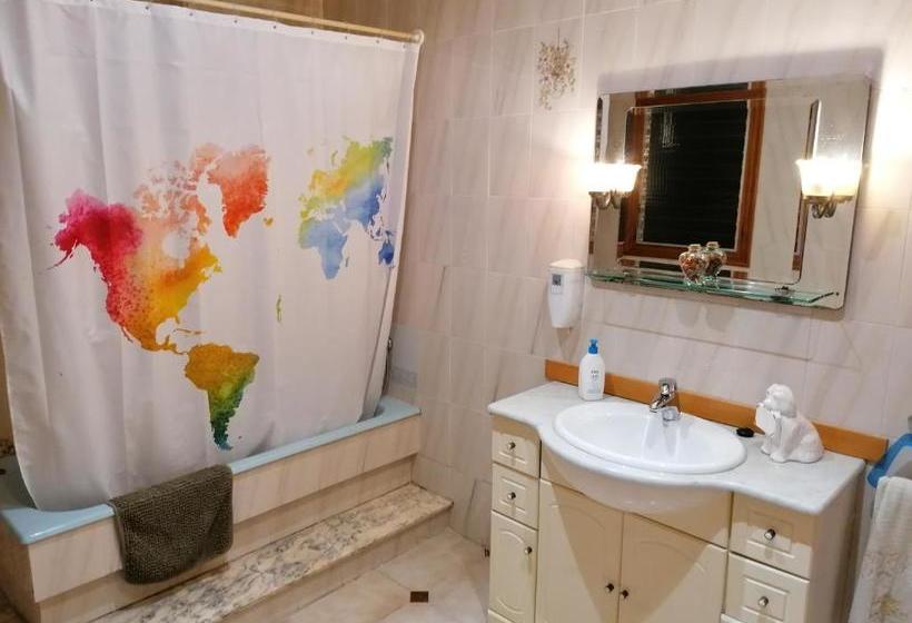 Пансион Casa Angela Hostel