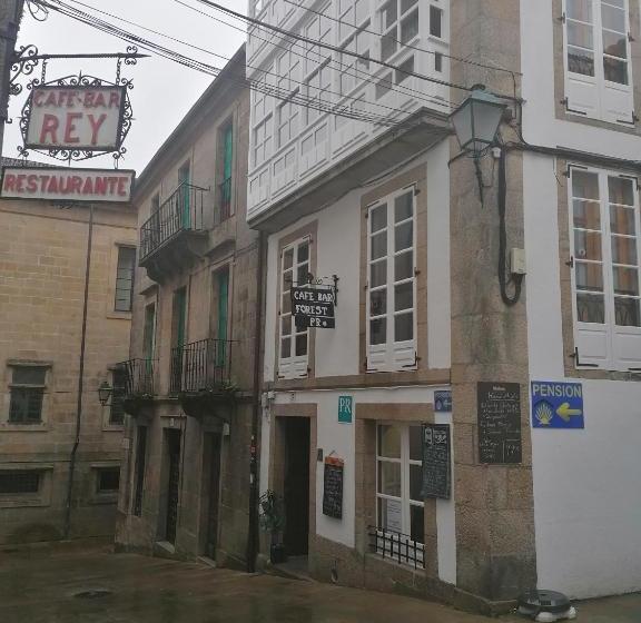 پانسیون Hostal Forest