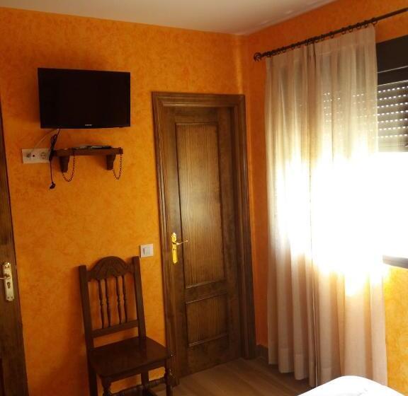 Пансион Hostal La Aldaba