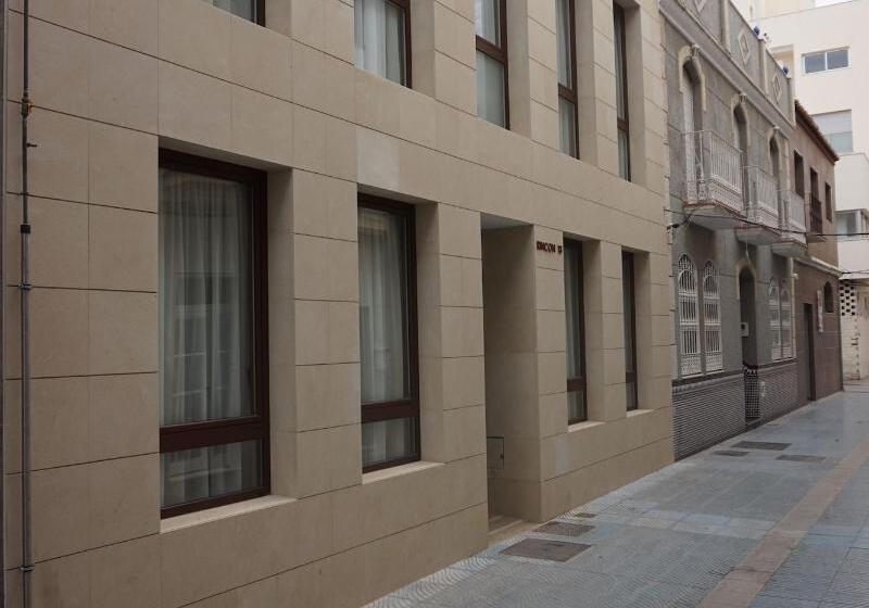 膳宿费 Rincon 13 Mares