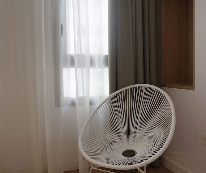 膳宿费 Rincon 13 Mares