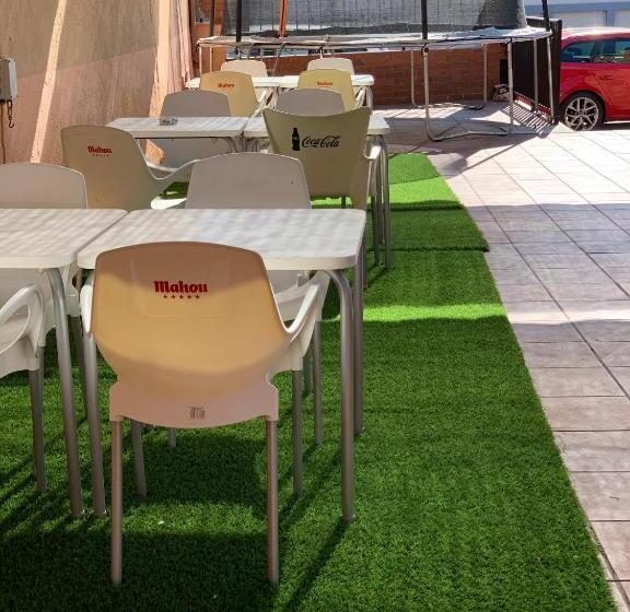 Пансион Hostal Seseña