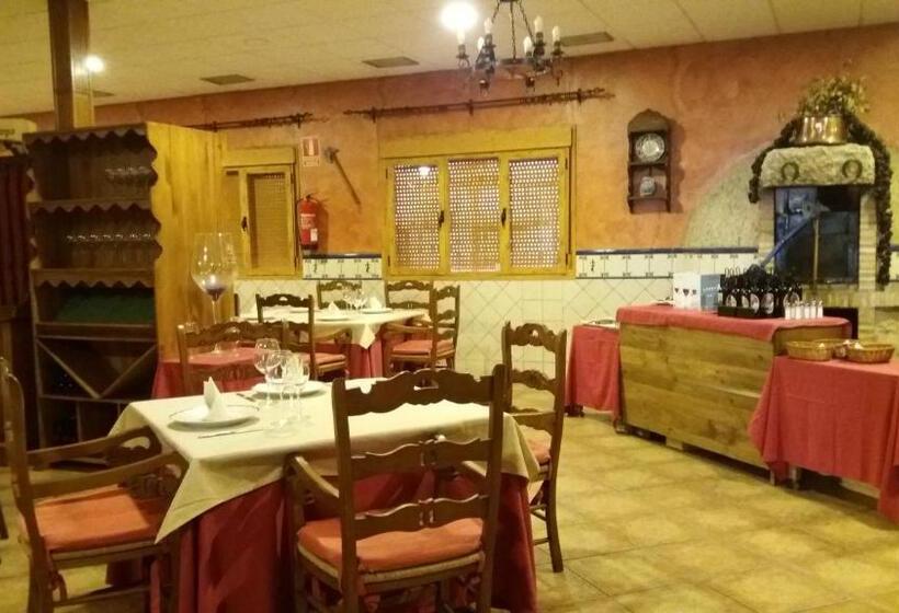 Пансион Hostal Seseña