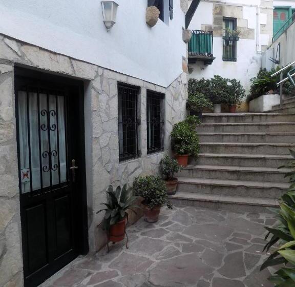 بنسيون Itsasmin Ostatua