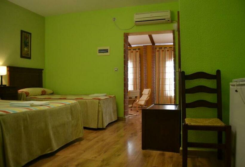 بنسيون Rural El Maño