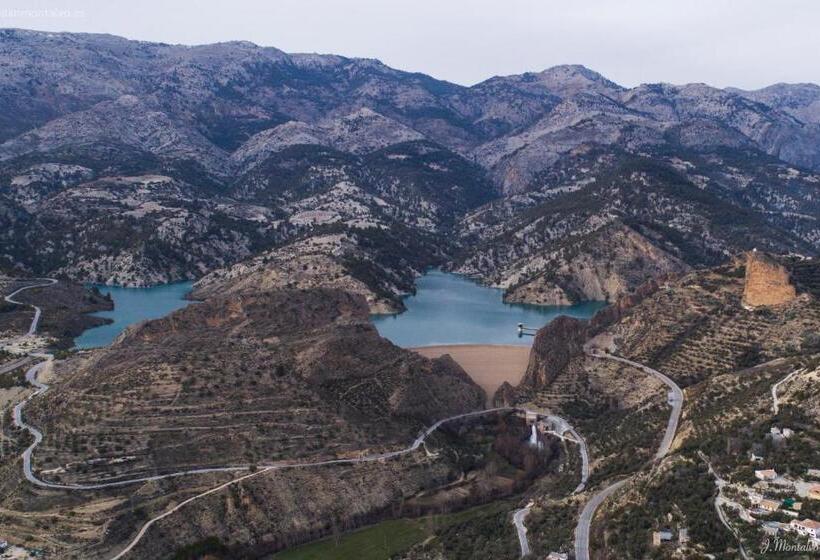 بنسيون Rural El Maño